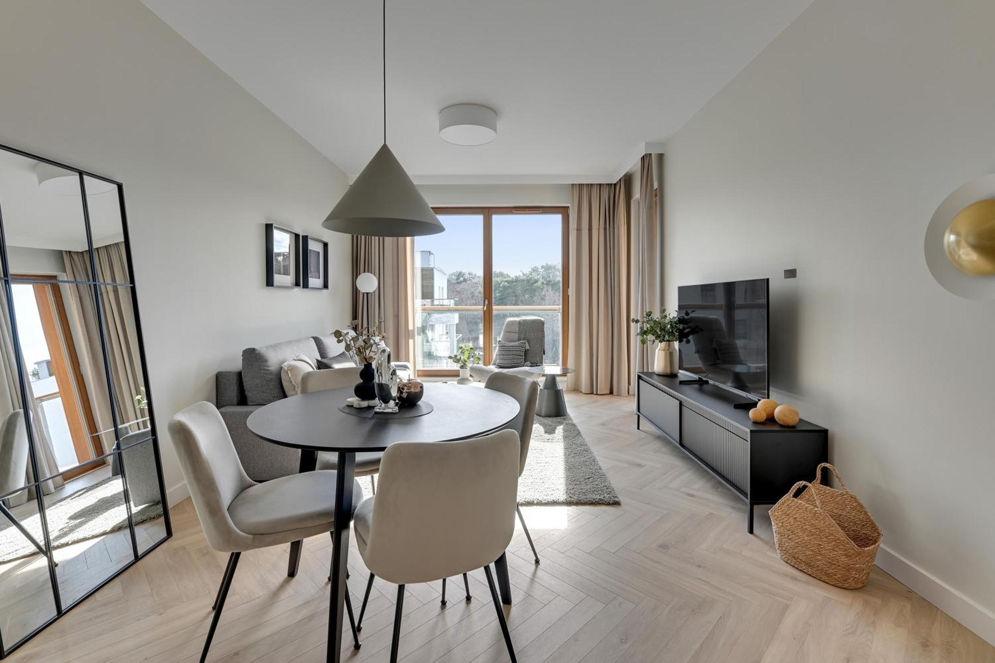 Nadmorski Dwor 800m Od Plazy By Downtown